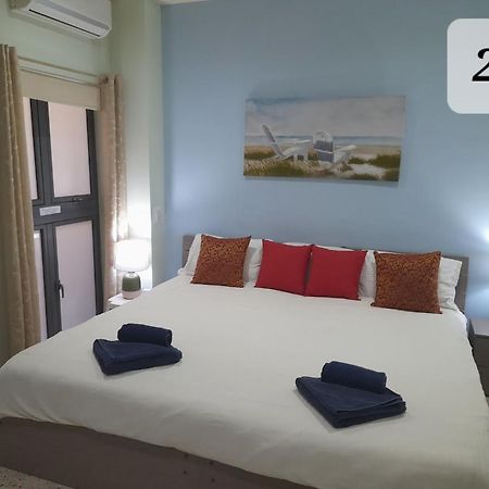 Seabreeze Holiday Guestrooms خليج سانت بول المظهر الخارجي الصورة