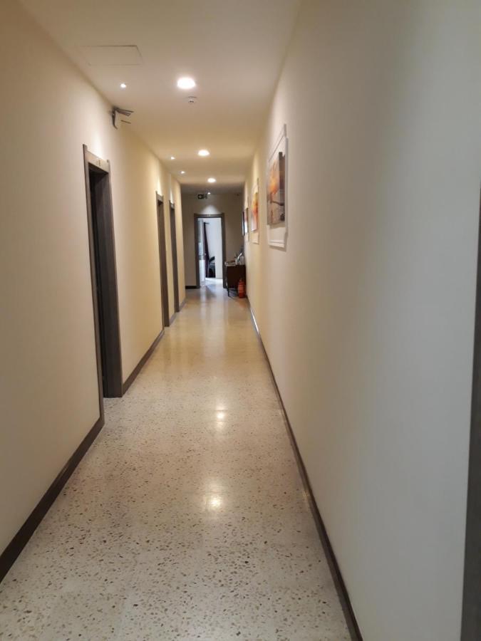 Seabreeze Holiday Guestrooms خليج سانت بول المظهر الخارجي الصورة