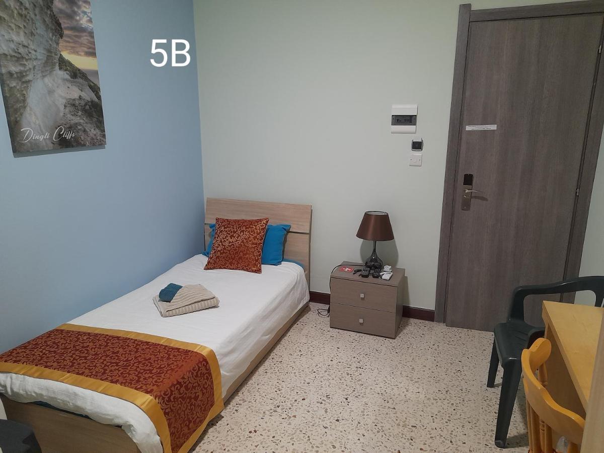 Seabreeze Holiday Guestrooms خليج سانت بول المظهر الخارجي الصورة