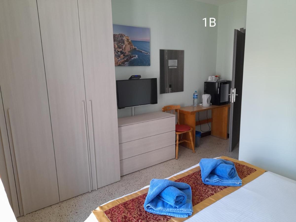 Seabreeze Holiday Guestrooms خليج سانت بول المظهر الخارجي الصورة