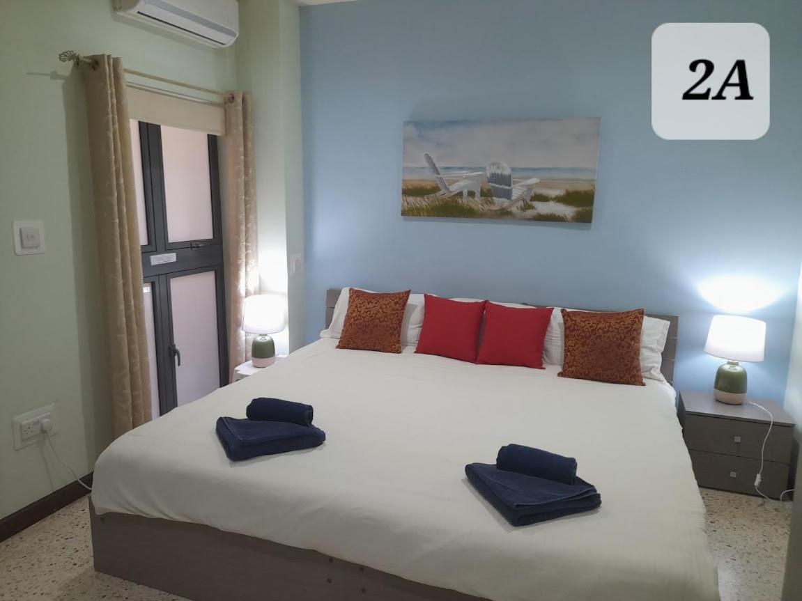 Seabreeze Holiday Guestrooms خليج سانت بول المظهر الخارجي الصورة