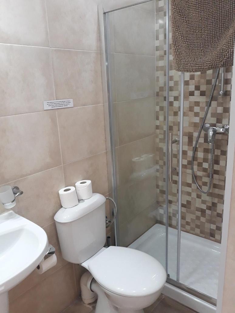 Seabreeze Holiday Guestrooms خليج سانت بول المظهر الخارجي الصورة