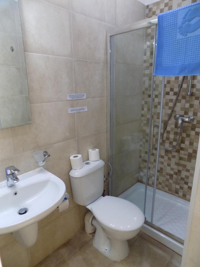 Seabreeze Holiday Guestrooms خليج سانت بول المظهر الخارجي الصورة
